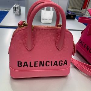 Meet your Posher, Manisha